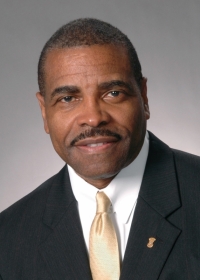 Candidate for UH Council - <b>Steven Sims</b> - 8933_1